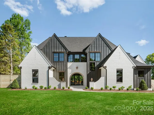 20400 Rainbow Cir, Cornelius, NC 28031