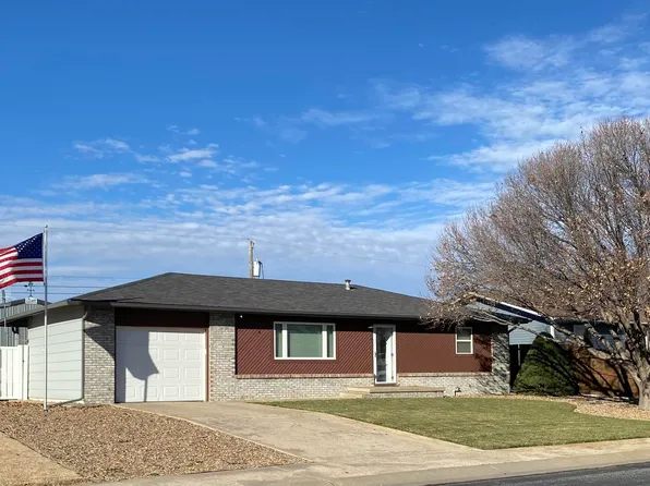 1705 Golden Belt Dr, Hays, KS 67601