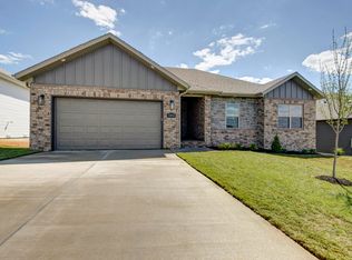 1312 W Jovie St, Ozark, MO 65721