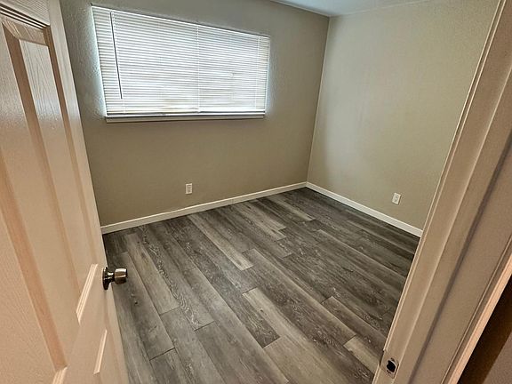 5th image of 2401 Marconi Ave APT 24