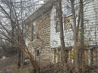 3647 Olive St, Kansas City, MO 64109