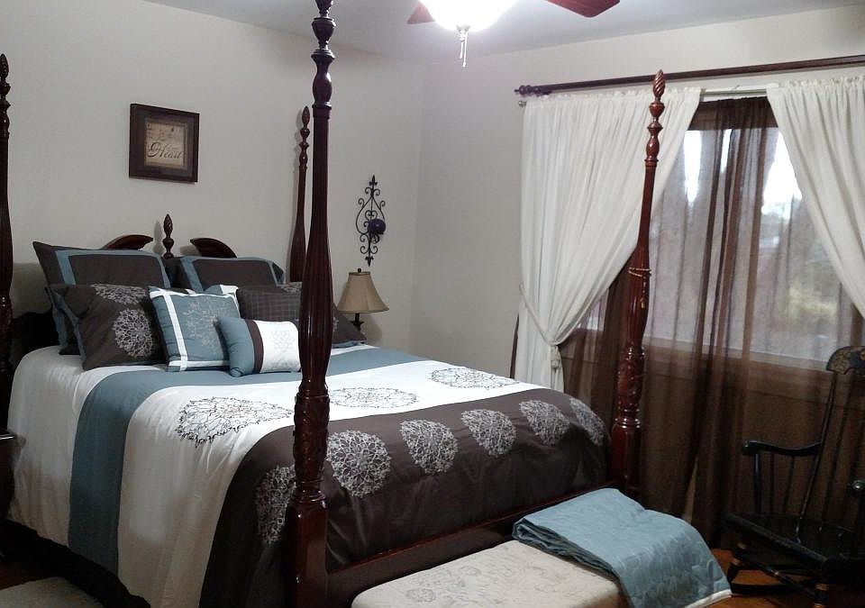 Master Bedroom1