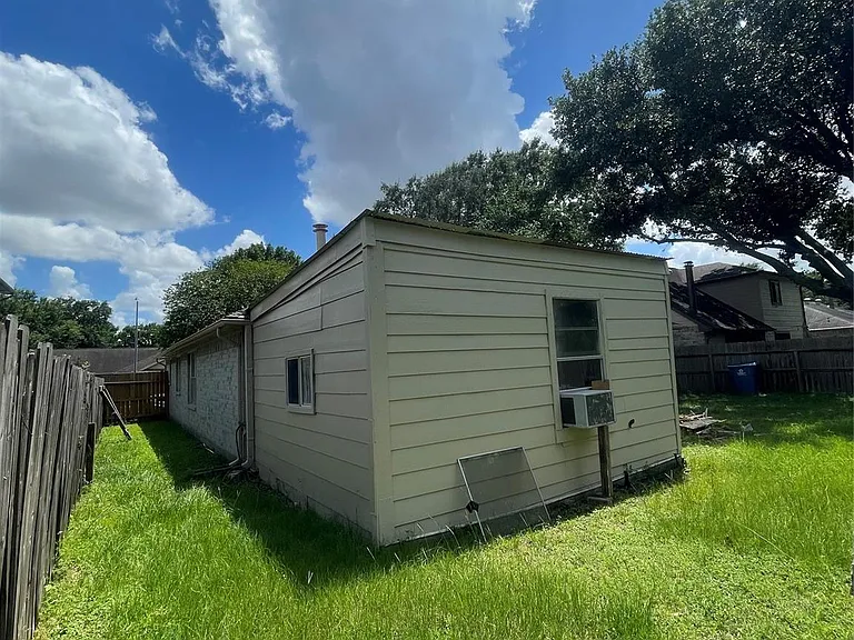 6406 Bayou Crest Dr — Photo 16