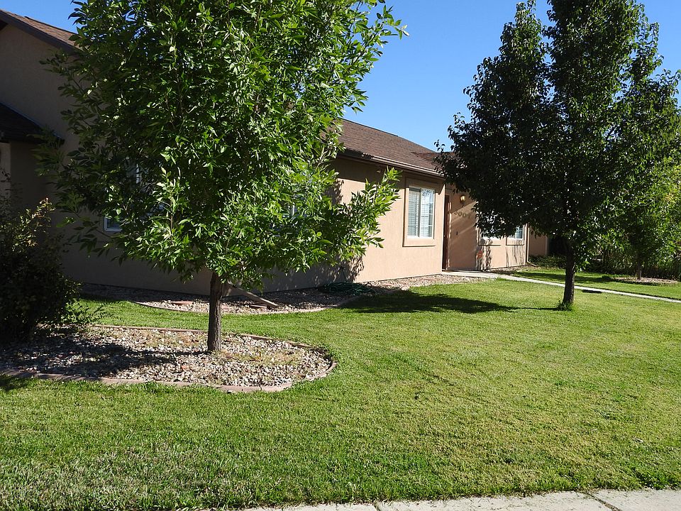 1st image of 3007 Oakwood Dr