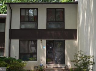 11853 Coopers Ct, Reston, VA 20191