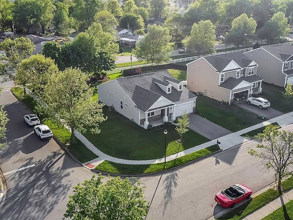 4th image of 1152 Lake Forest Dr