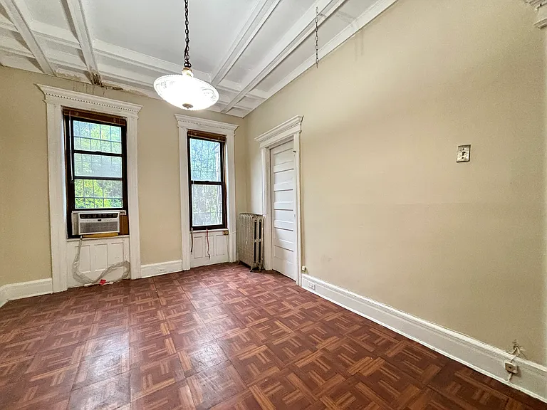 828 Macon St #1 — Photo 6