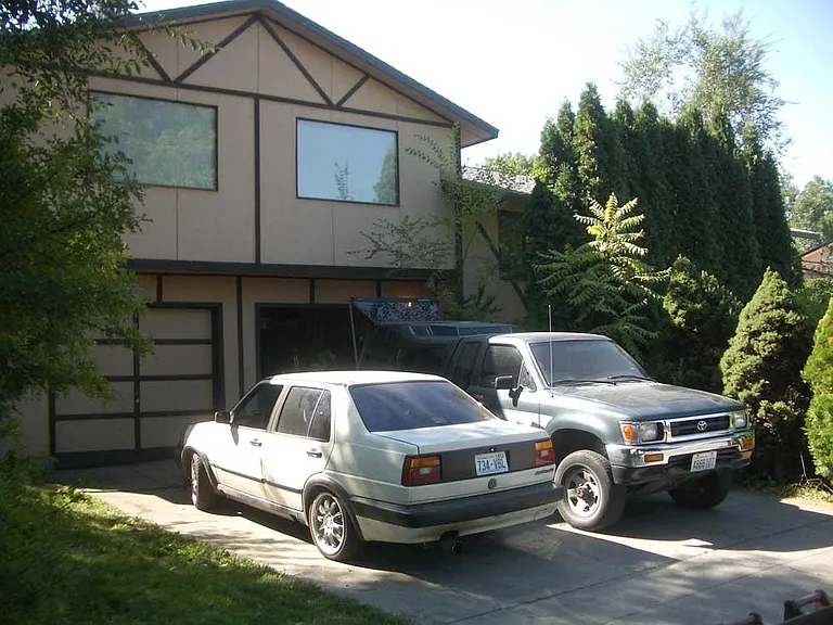 3912 E Hartson Ave — Photo 8