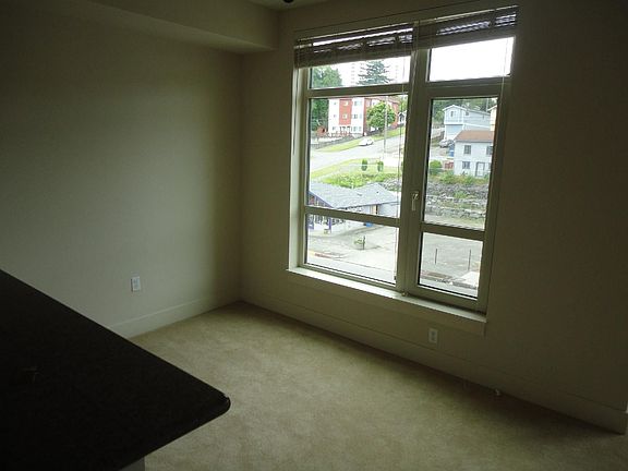 5th image of 1501 Tacoma Ave S Unit 313