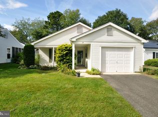 25 Dunstable Rd, Southampton, NJ 08088