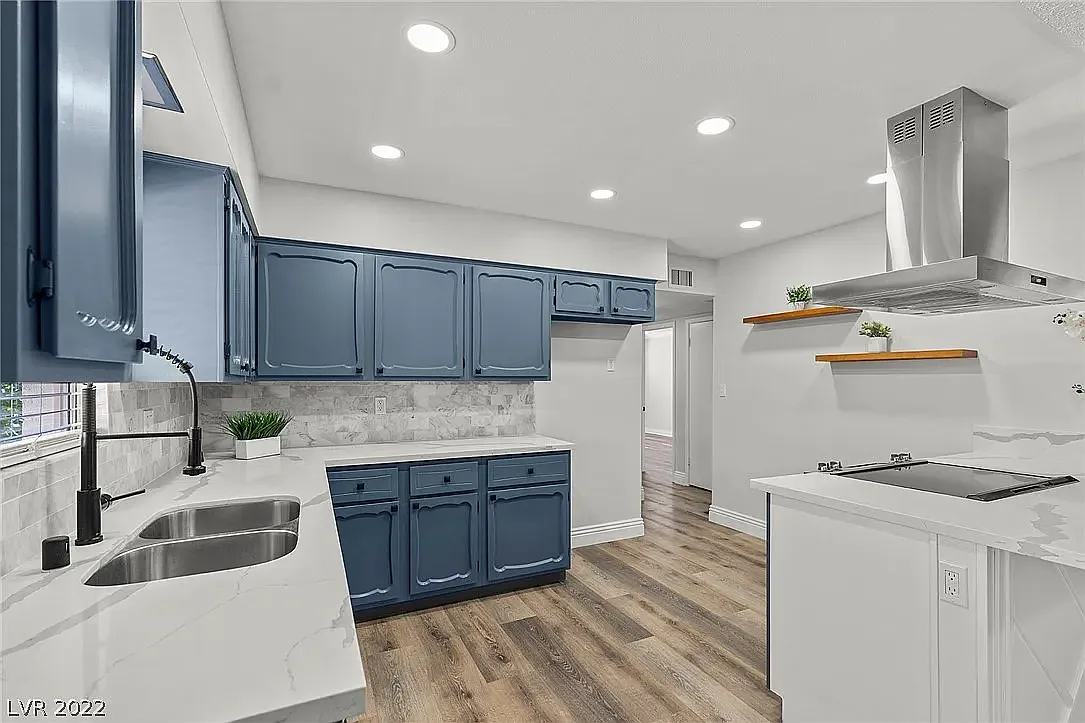4 bed, 2020 sqft, $3,100 — Photo 3