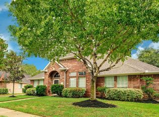 9207 Shango Ln, Houston, TX 77095