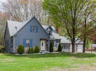 138 Mill St, Agawam, MA 01001