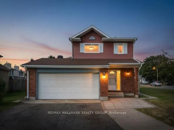 55 Fair Oaks Cres, Ottawa, ON K2G 4W3