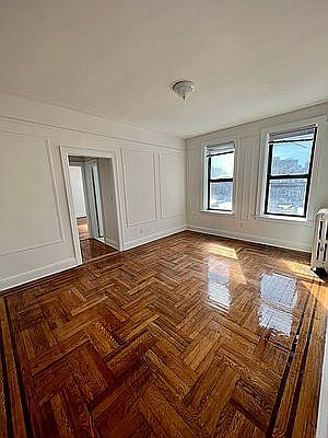3rd image of 28-05 23rd St APT 4B