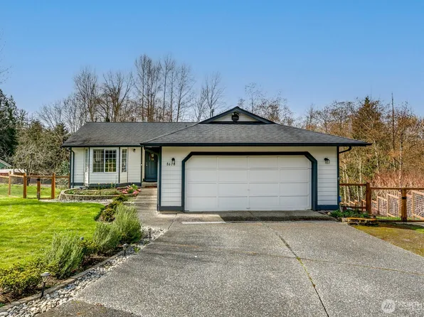 8618 74th Drive NE, Marysville, WA 98270