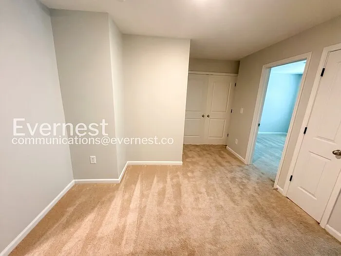5328 Hanover St — Photo 12