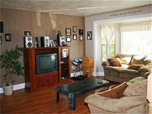 5th image of 1134 W Greasewood Dr