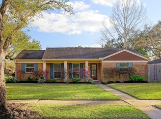5703 Burlinghall Dr, Houston, TX 77035