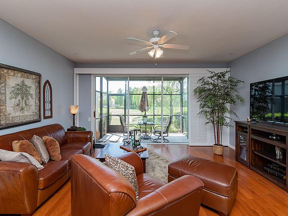 5th image of 7582 Red Crane Ln