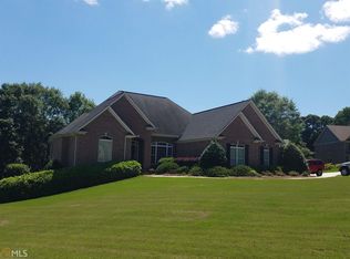 523 Belaire Dr, Winder, GA 30680