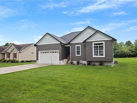 2nd image of 4463 Cloverlane Ave NW