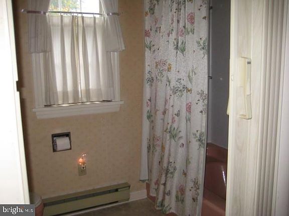 4th image of 741 Hill St