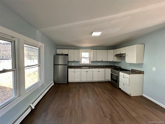 2nd image of 106 Ball St #1