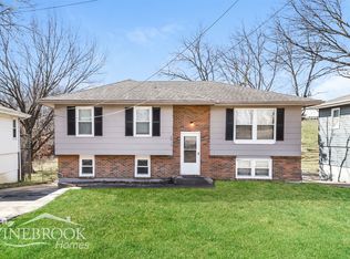 5013 NE 60th Ter, Gladstone, MO 64119