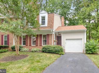 5907 Wood Sorrels Ct, Burke, VA 22015