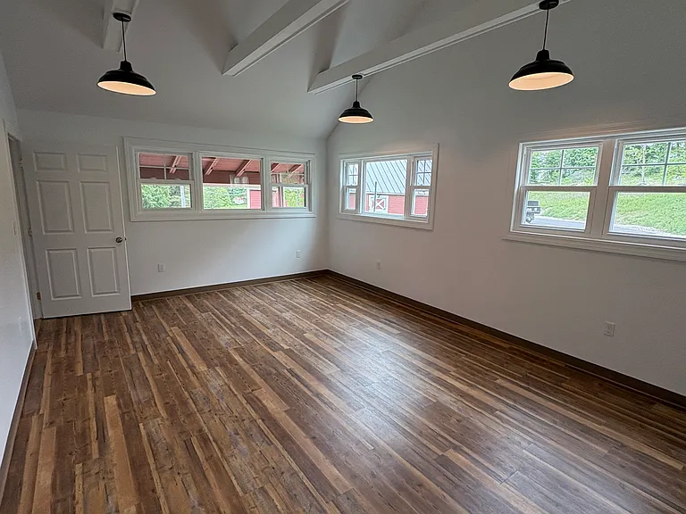 517 Salt Point Tpke #1 — Photo 2