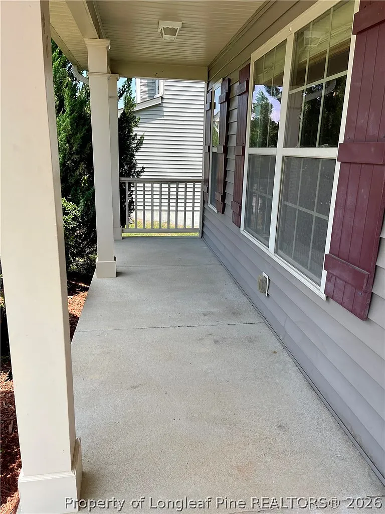 3 bed, 2.5 bath, 1713 sqft, $1,800 — Photo 3