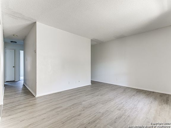 5th image of 6805 NESTON DR