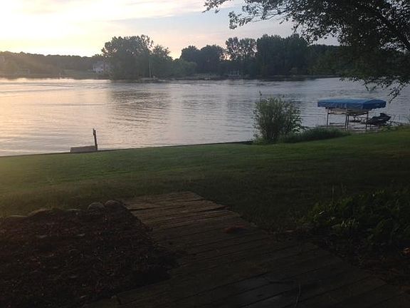 2nd image of 7325 N Noffke Dr