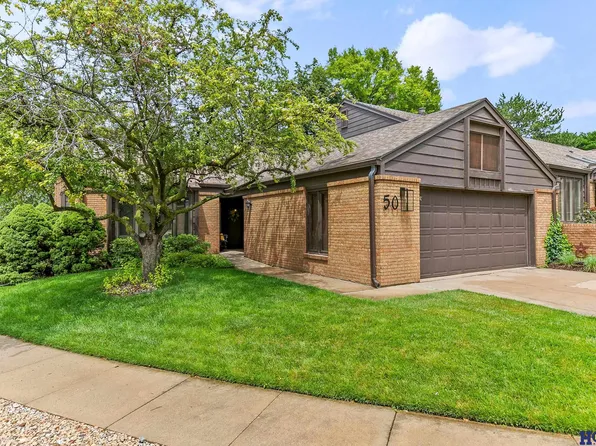 2500 Bishop Ln #50, Lincoln, NE 68502