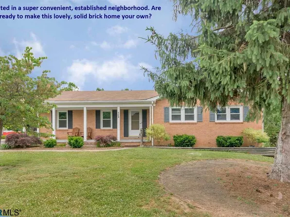 103 Deerwood Dr, Charlottesville, VA 22911