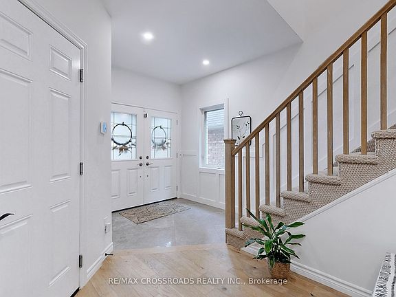 4th image of 741 Sawmill Rd