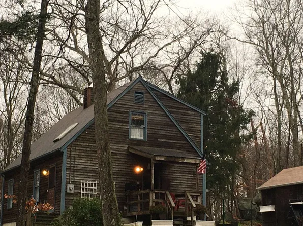 48 River Rd, Clinton, CT 06413