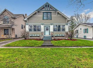 246 Pettibone Ave, Crown Point, IN 46307