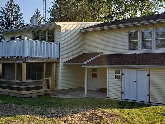 4th image of 91 Lake Holiday Ln