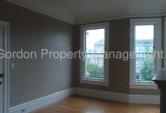 5th image of 1373 Waller St