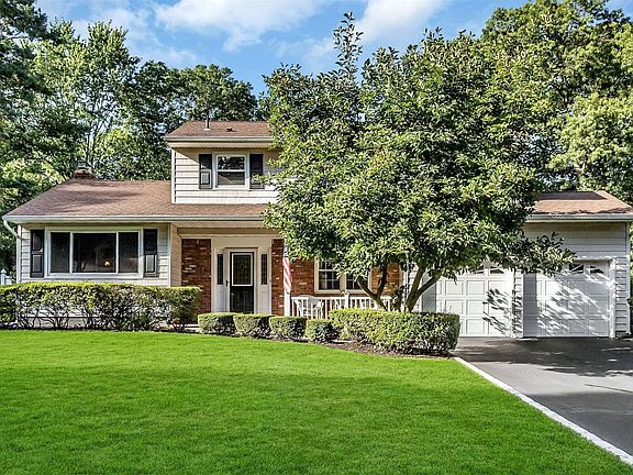 2nd image of 24 Sheryl Cres