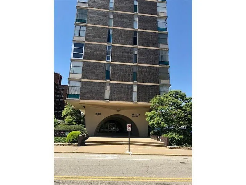 552 N Neville St APT 35 photo 1
