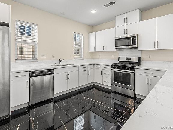 3rd image of 5405 Beach Grass Ln #5405