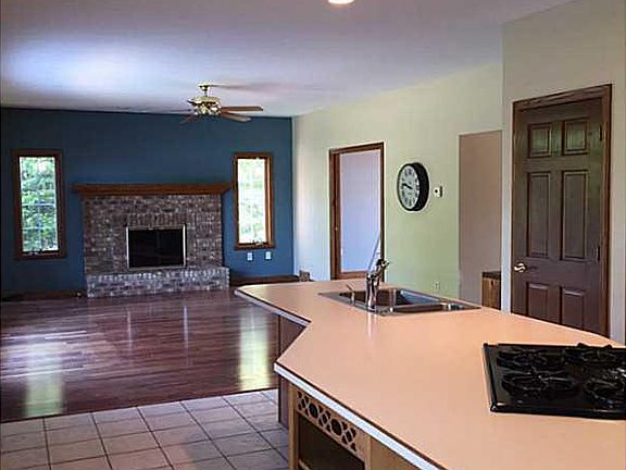4th image of 5206 Annendale Dr
