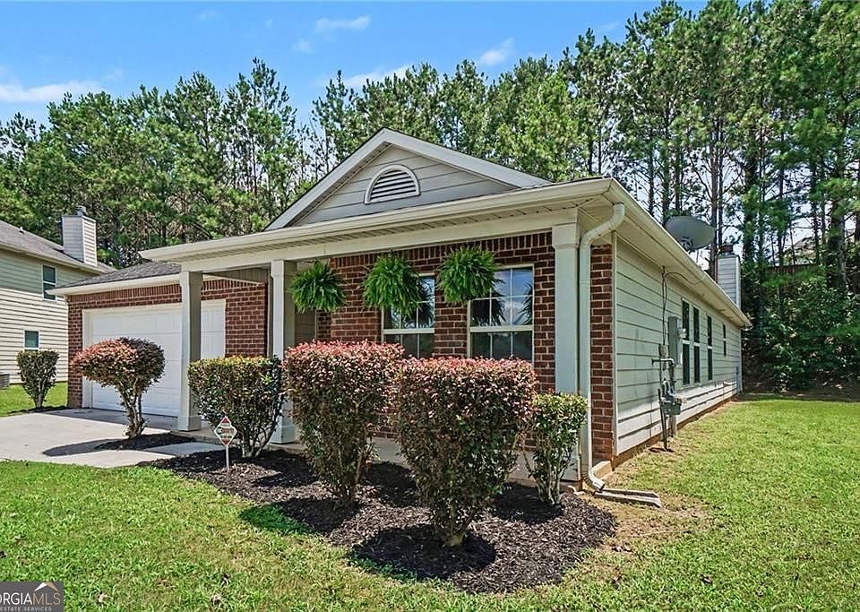 1st image of 460 Pinevale Ct