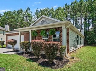 460 Pinevale Ct, Atlanta, GA 30349