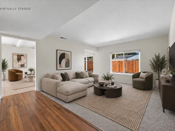 8563L La Riviera Dr, Sacramento, CA 95826