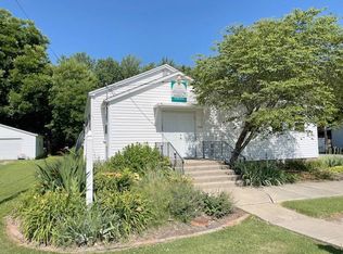 1113 SW 6th St, Fairfield, IL 62837