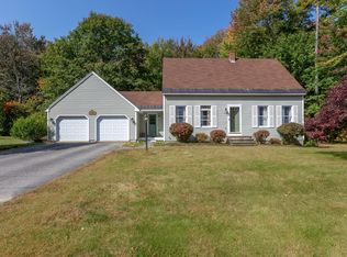 65 Wildwood Dr, Brunswick, ME 04011